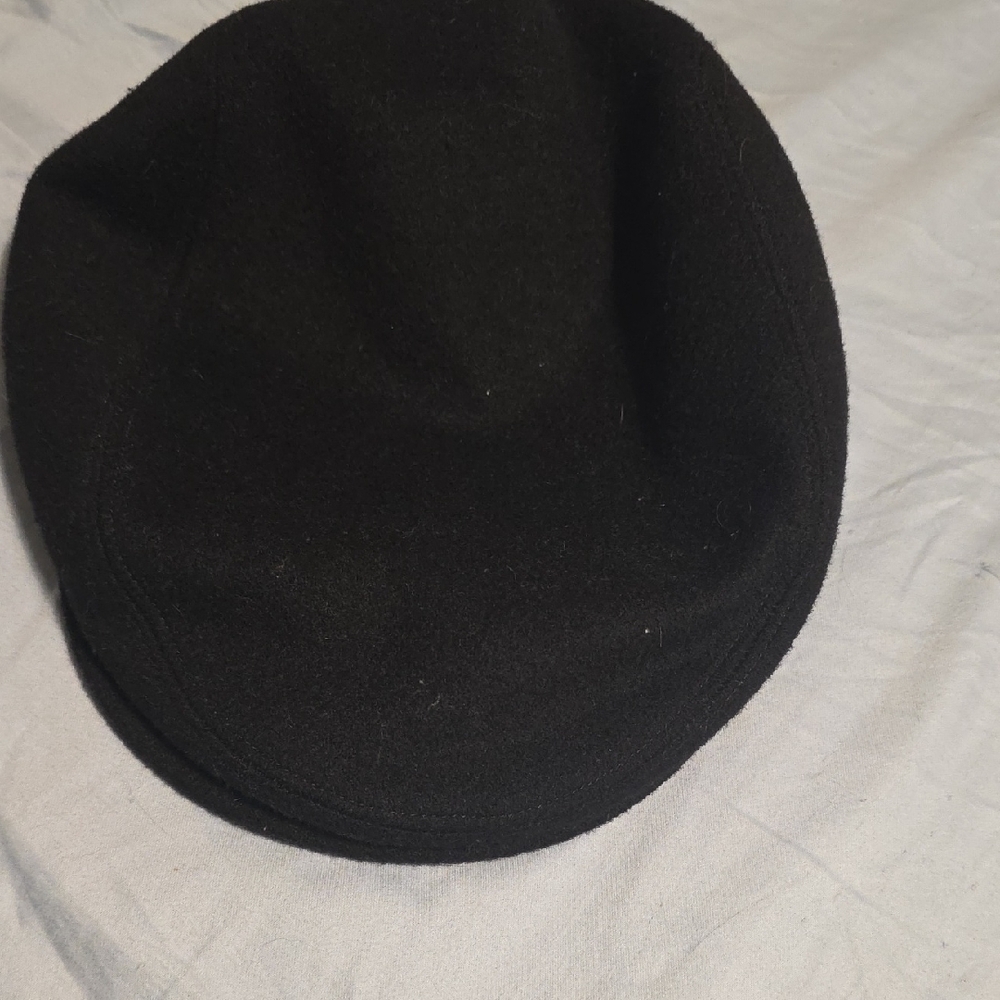 Brooks Brothers Peak Cap
